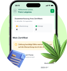 Eine Cannabisblüte und ein Rezeptdokument vor einem Telefon mit der CannGo-Anwendung auf dem Dashboard-Bildschirm.